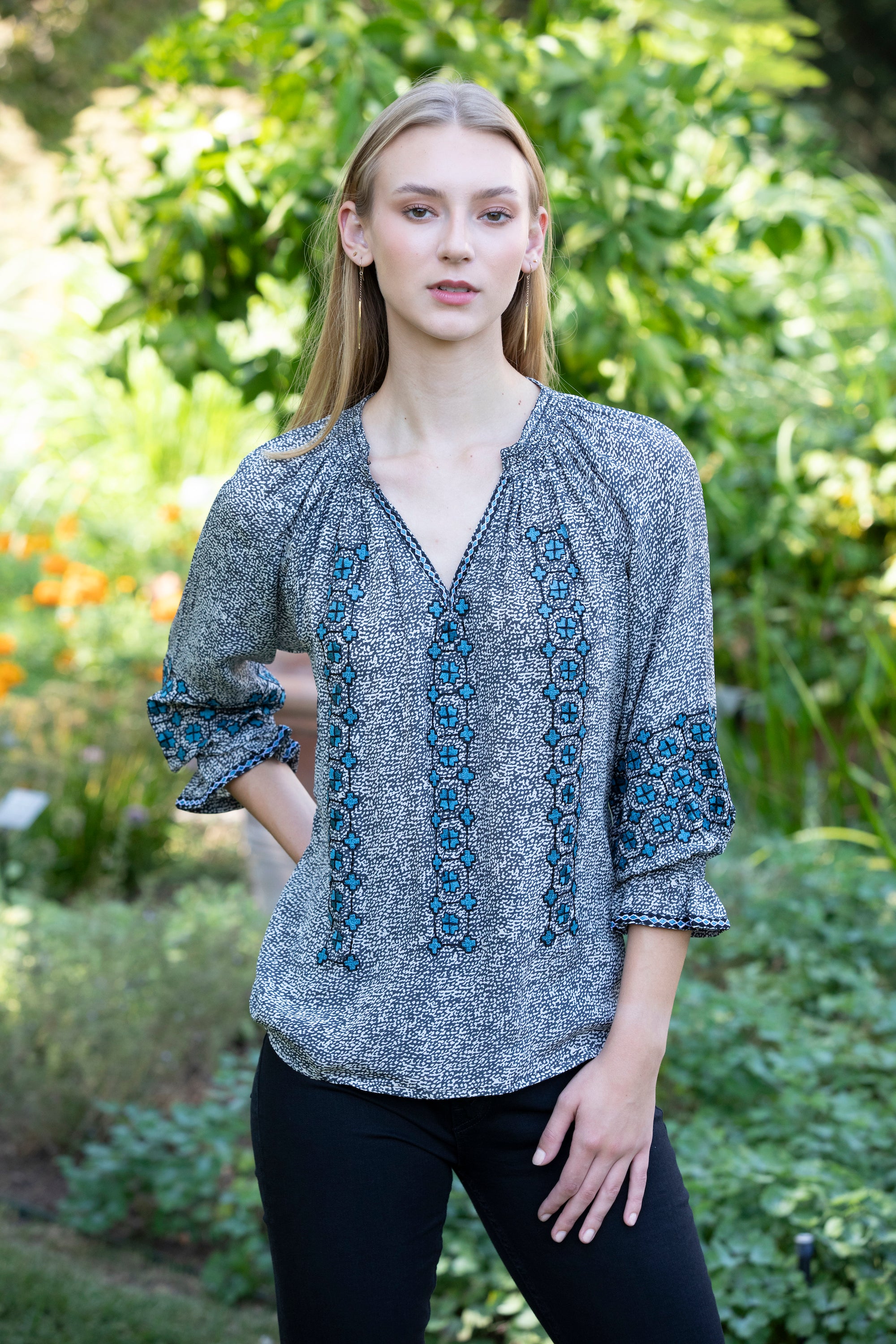 Barcelona Embroidered Blouse – Rungolee Store