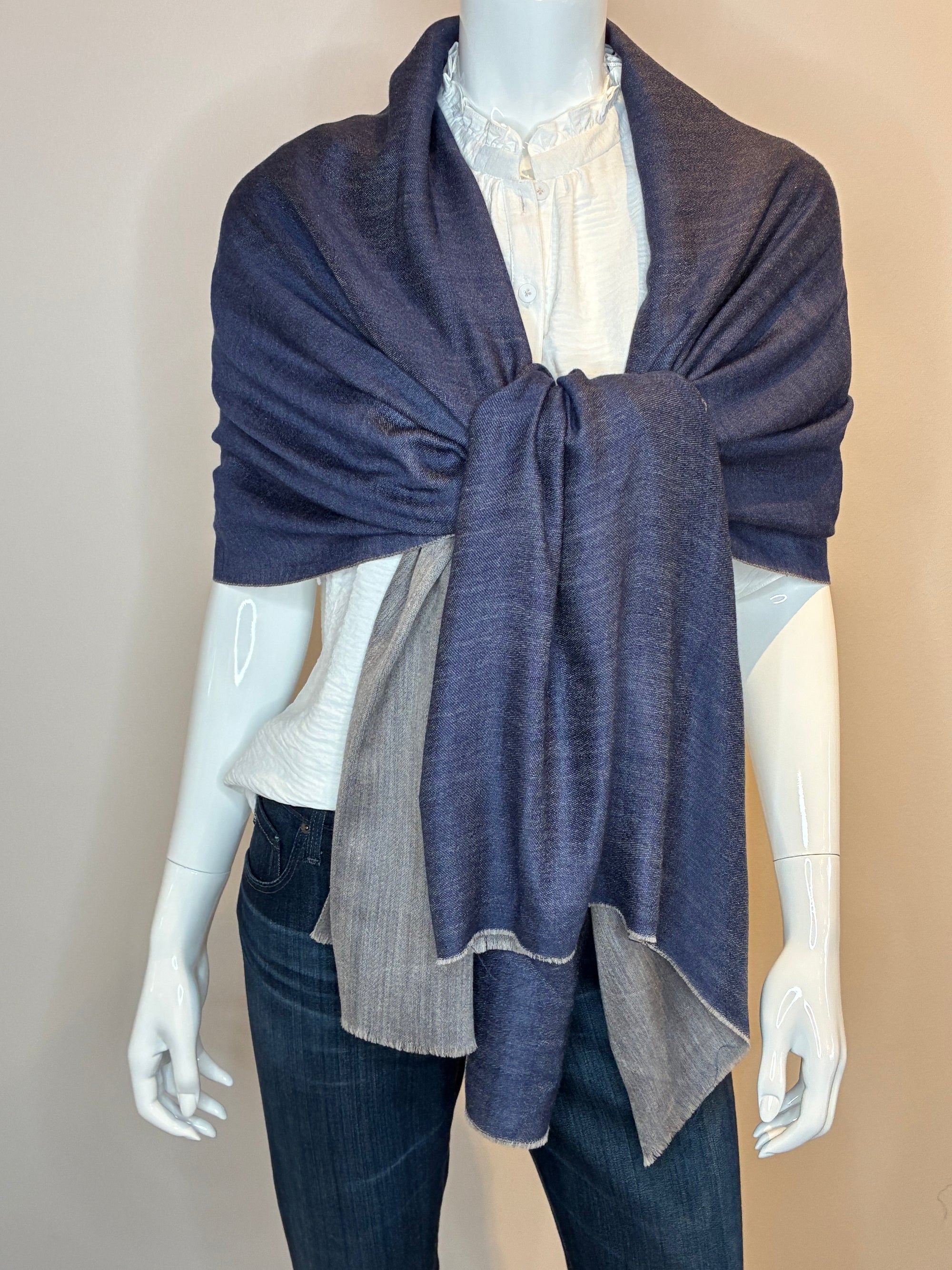 Double-sided Slate Cashmere Wrap