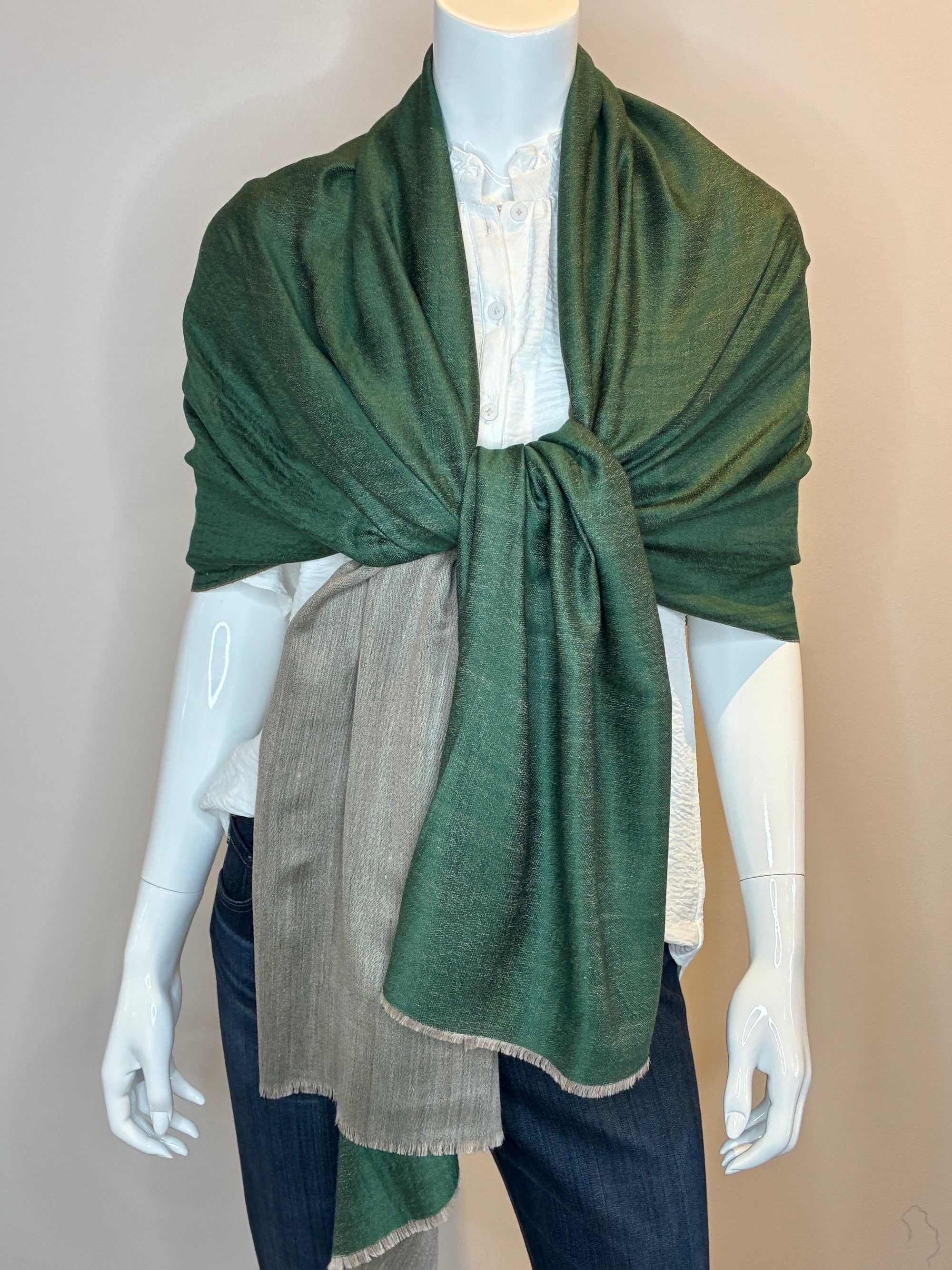 Double-sided Slate Cashmere Wrap