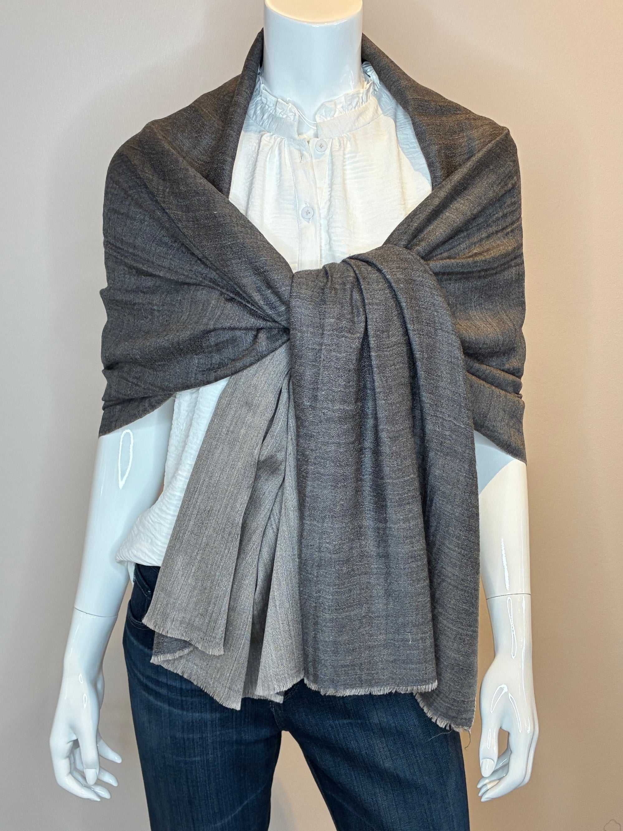 Double-sided Slate Cashmere Wrap
