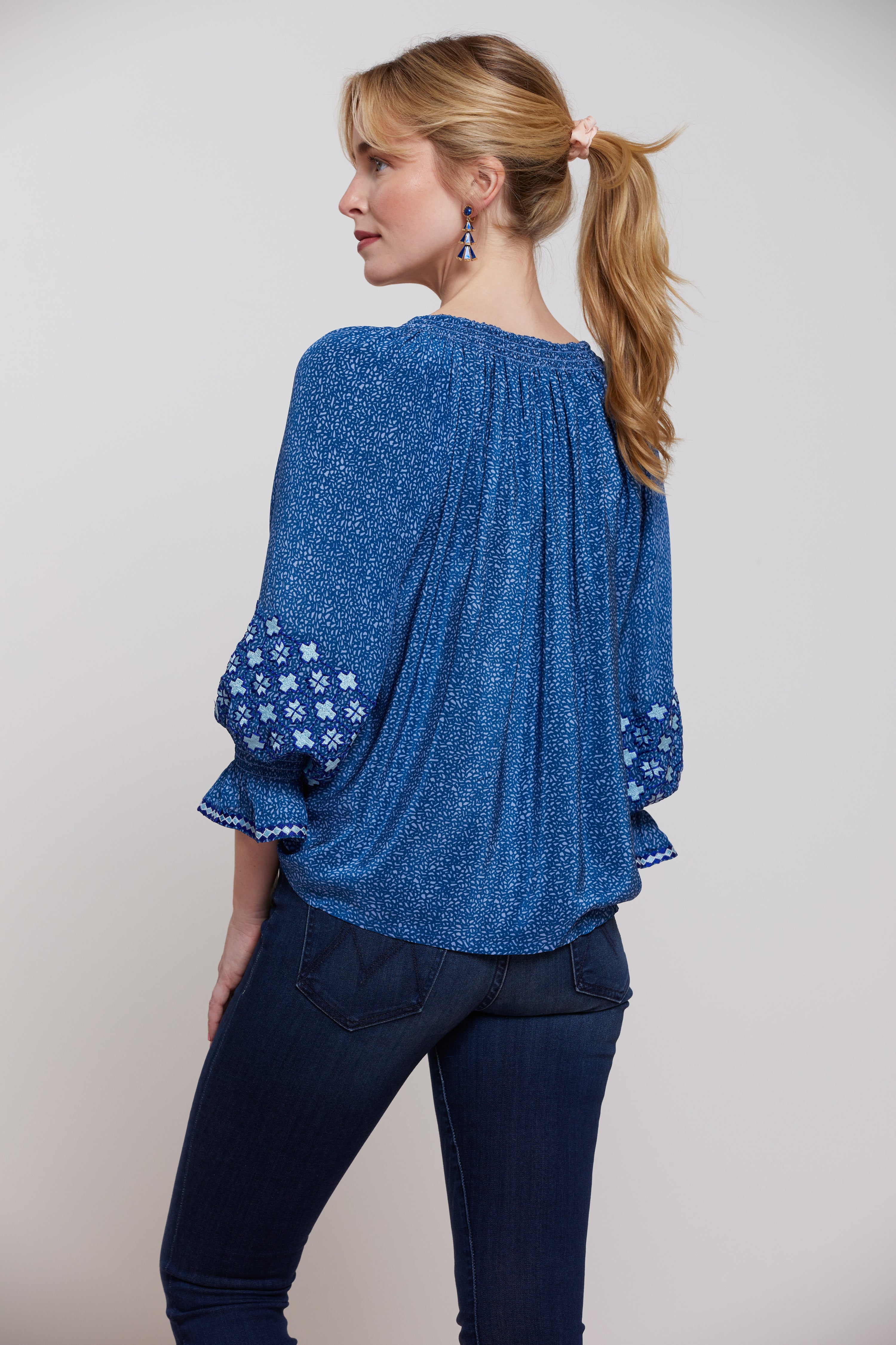 トップス Bluelea Embroidery organdy blouse Embroidery organdy